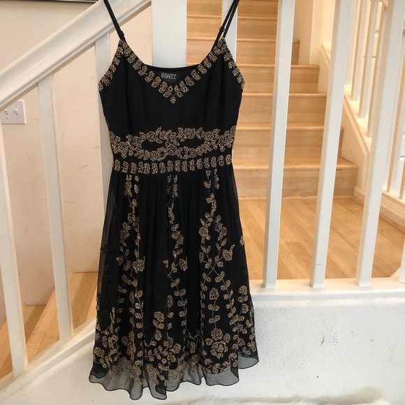 adrianna papell black and gold dress